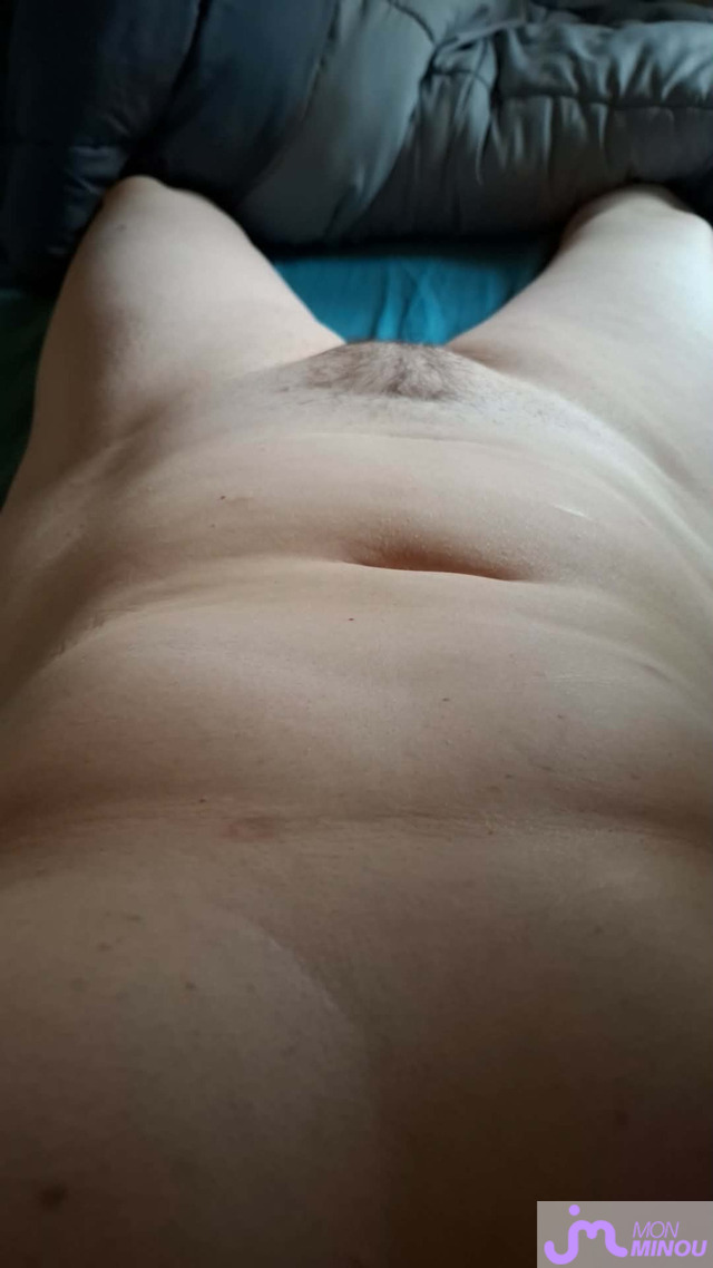 Photos de minous : Elle aime me provoquer